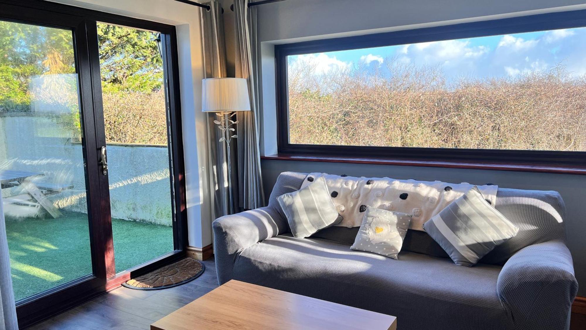 3 Bed Detached Cottage- Log Burner Mountain Views Beaumaris Exteriör bild